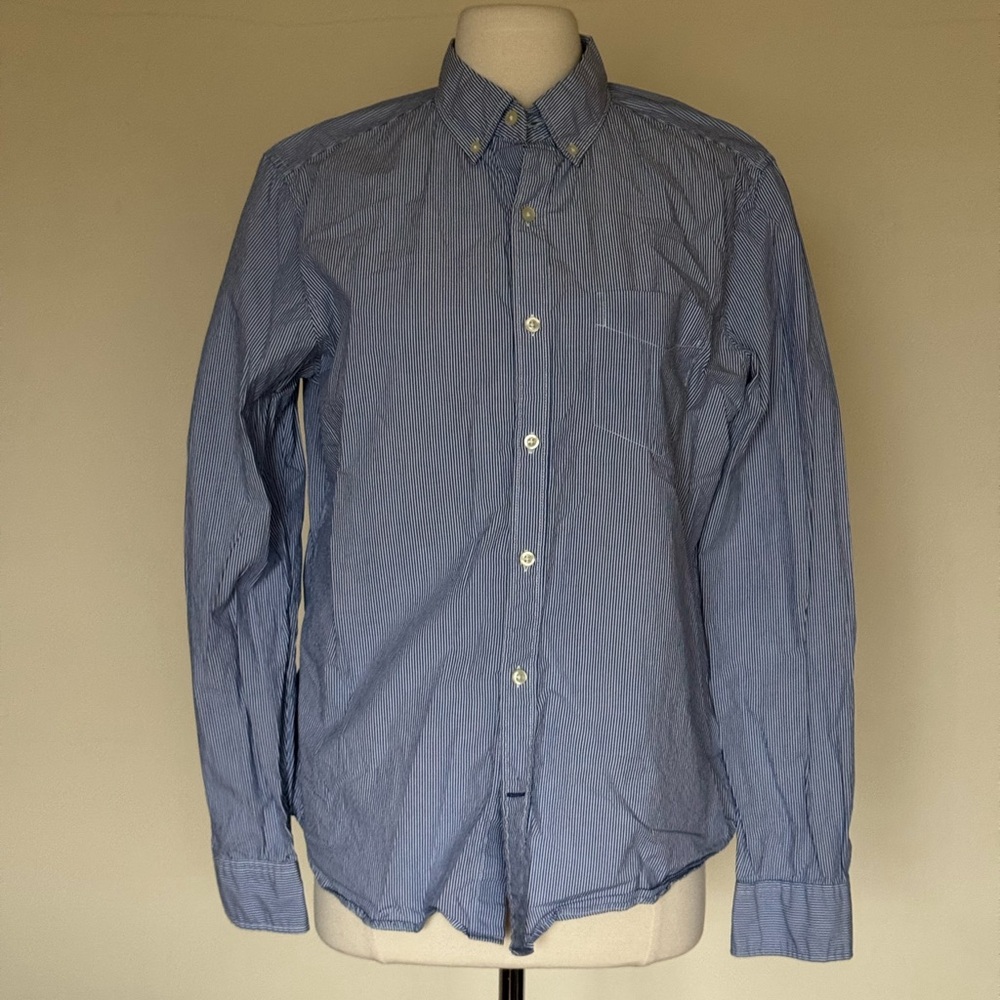 Men's Blue Gap Striped Shirt